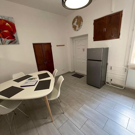 Chez Sonou , Nimes Centre Lejlighed Eksteriør billede